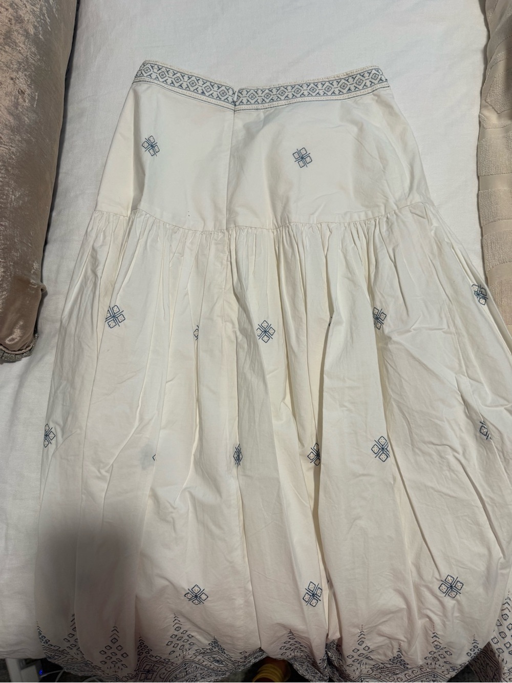 Julie Amory embroidered circle skirt set - Picture 7 of 7